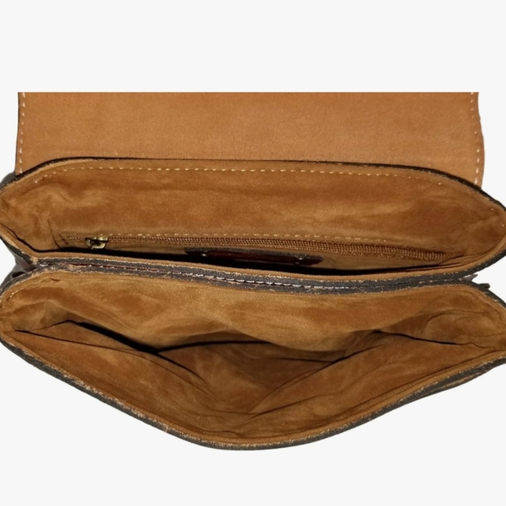 Patricia Nash Full-Grain Leather Balluri Crossbody Bag With Dustbag - Picture 4 of 9